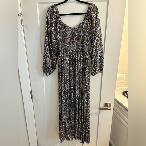 Pinkblush Blue Floral Maxi Dress - Picture 2 of 3